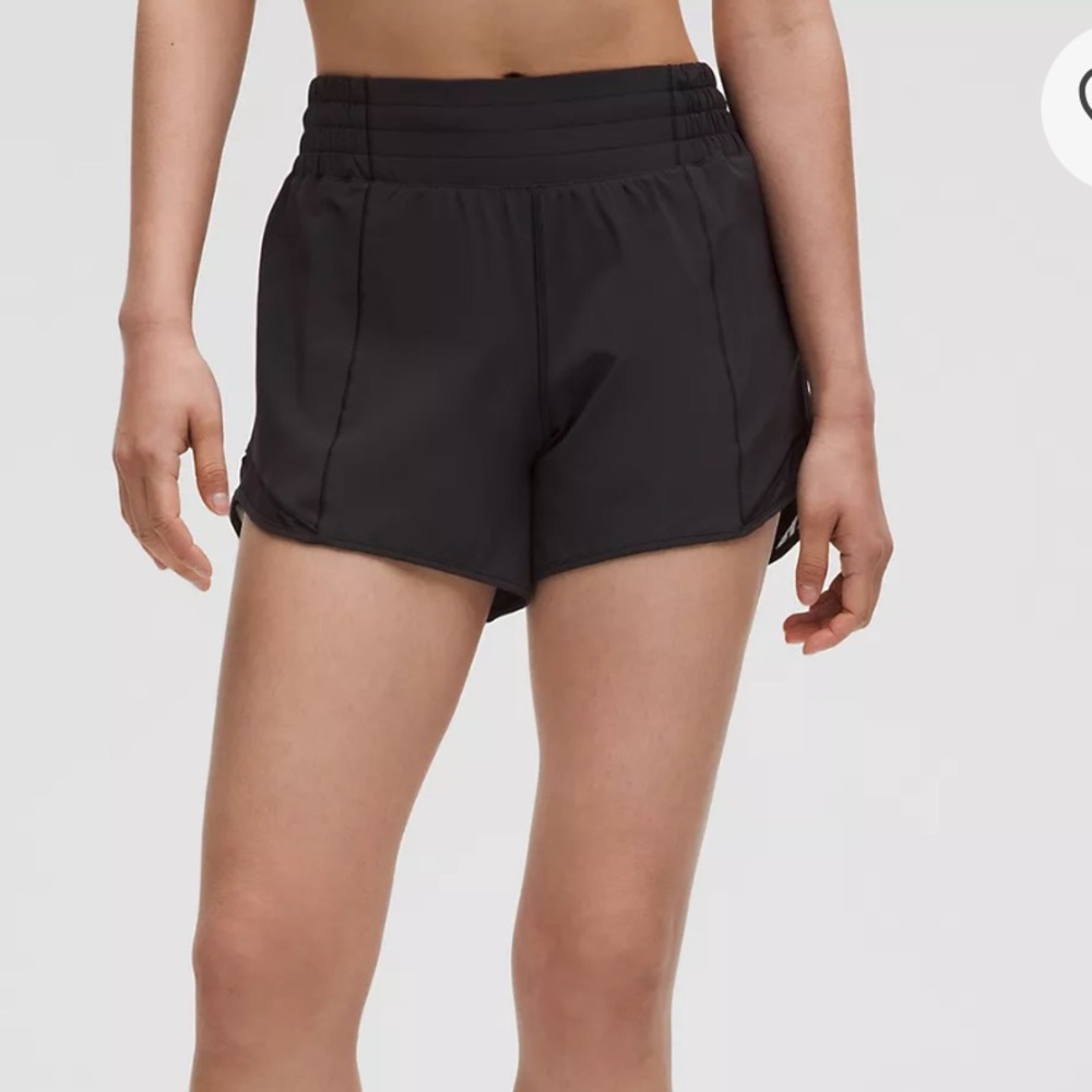 Lululemon Hotty Hot High Rise Lined 4” Short